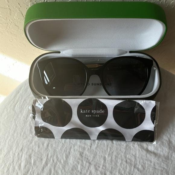 Kate Spade: Black Kimberlyns Singlasses- Gray Gradient
